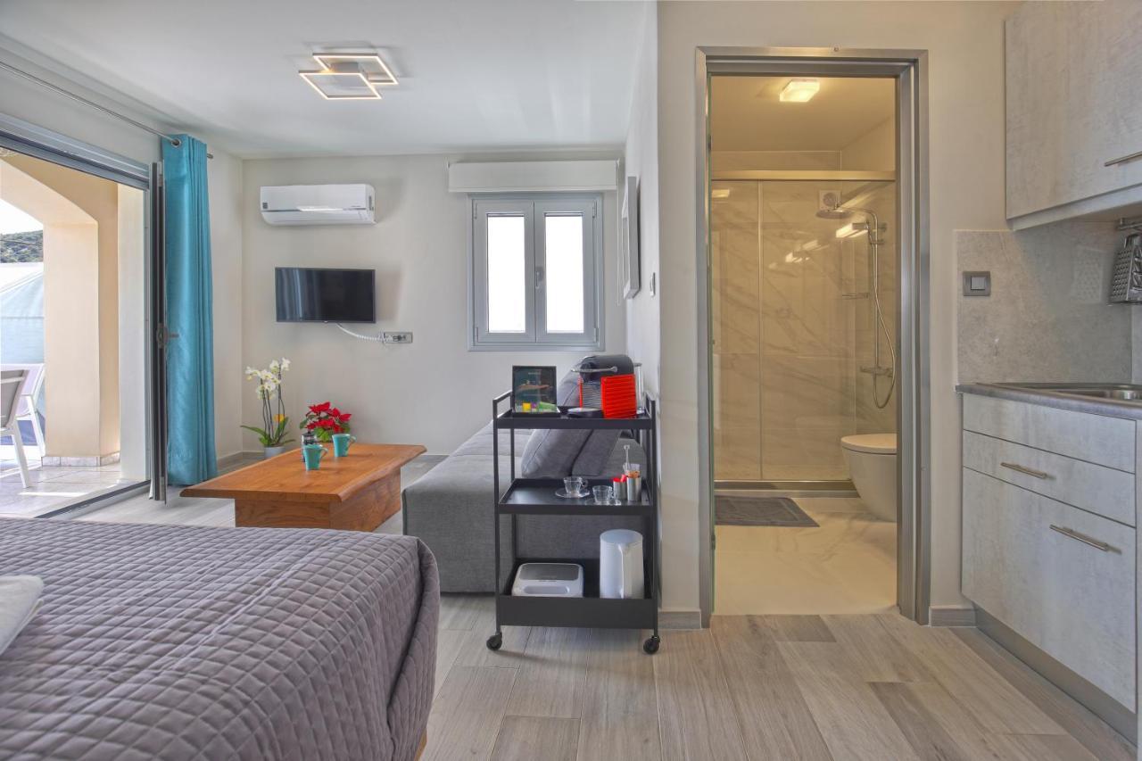 Sunrise Bay Apts Agia Efimia Exterior photo