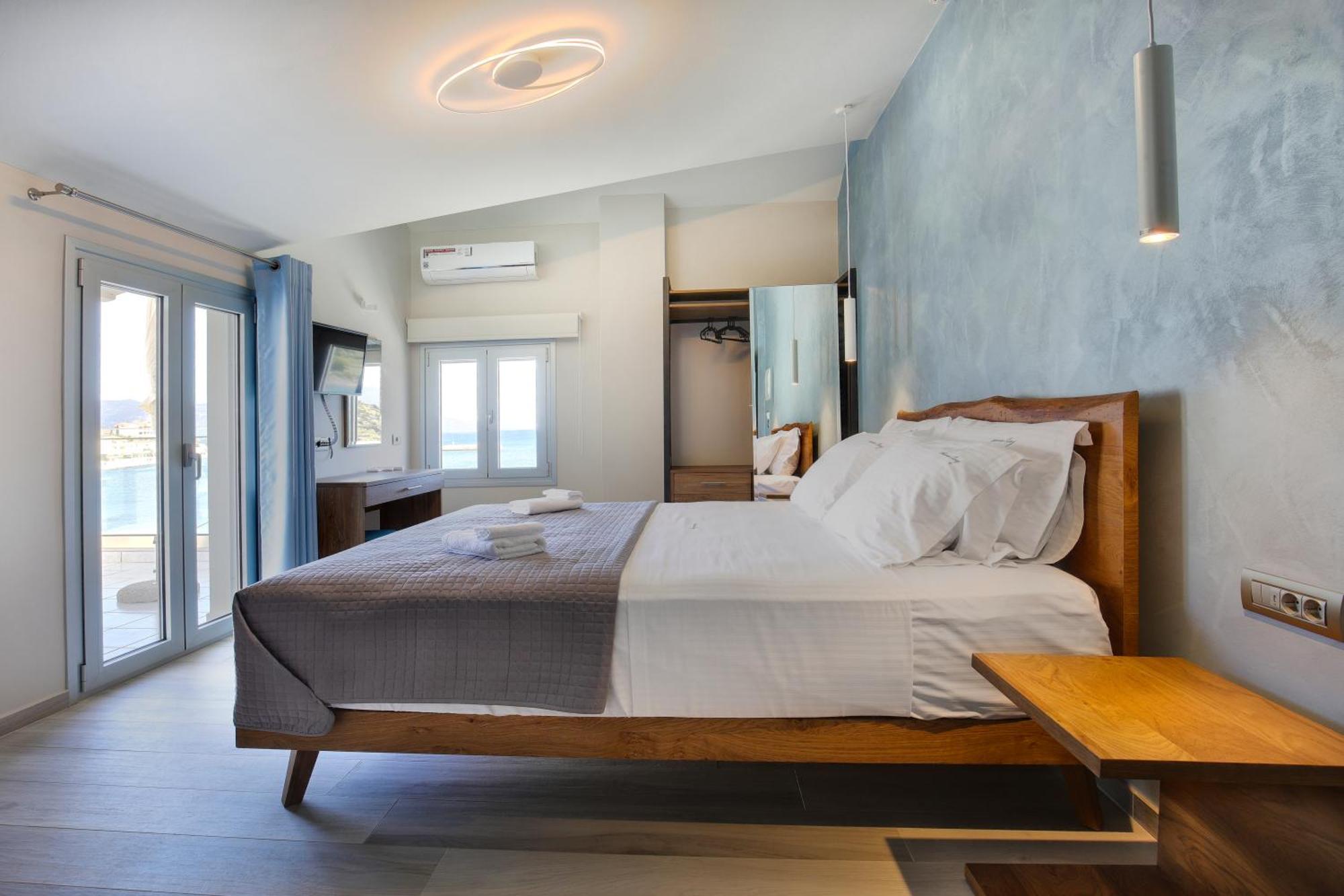 Sunrise Bay Apts Agia Efimia Room photo