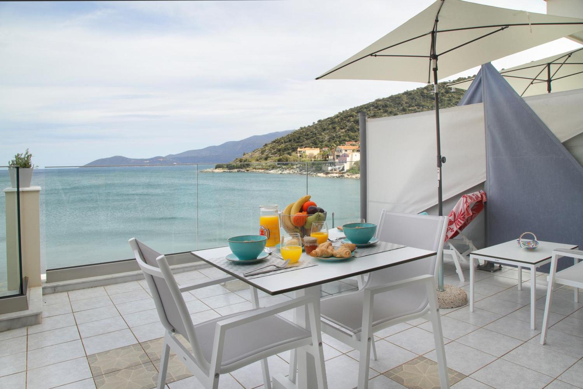 Sunrise Bay Apts Agia Efimia Room photo