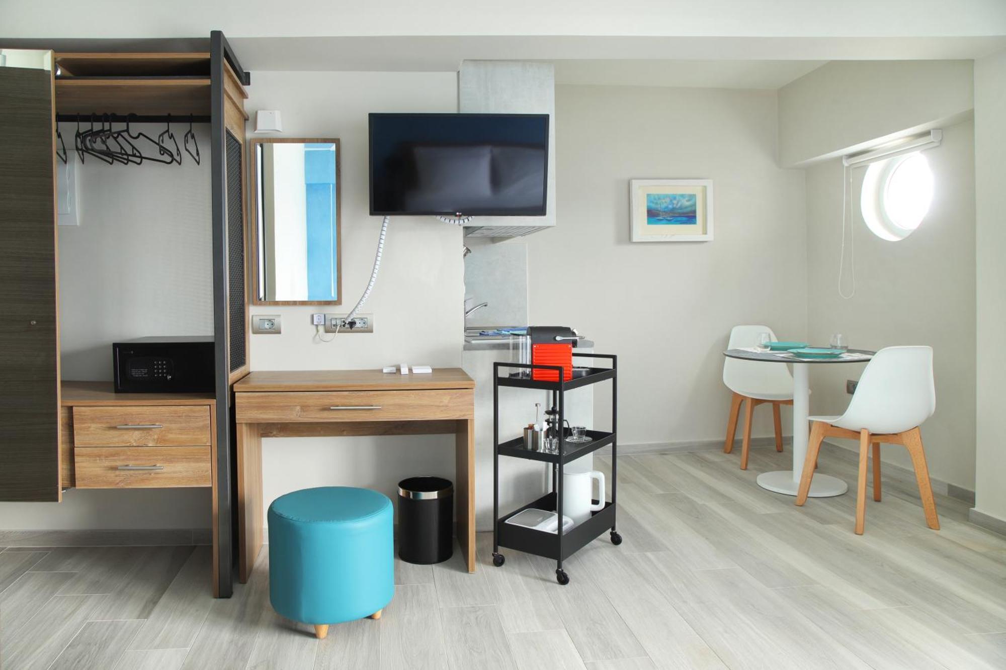 Sunrise Bay Apts Agia Efimia Room photo